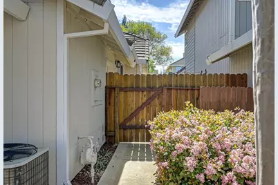 1141 Sandy Creek Drive, Folsom, CA 95630 - Photo 59