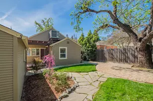 5261 K St, Sacramento, CA 95819 - Photo 11