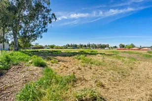 3525 E Forest Lake Rd, Acampo, CA 95220 - Photo 43