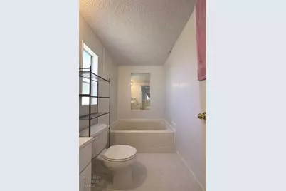 Wilson Way #25, Stockton, CA 95205 - Photo 15