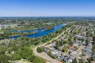 9284 Linda Rio Dr, Sacramento, CA 95826 - Photo 41