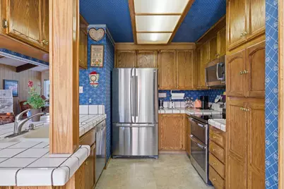 9284 Linda Rio Drive, Sacramento, CA 95826 - Photo 15