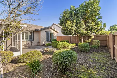 9930 Hatherton Way, Elk Grove, CA 95757 - Photo 43