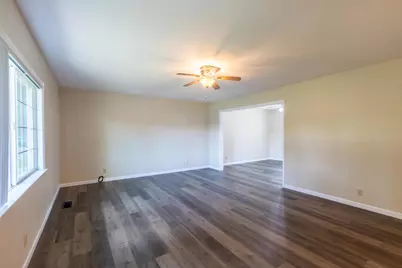 9375 Cherry Avenue, Orangevale, CA 95662 - Photo 11