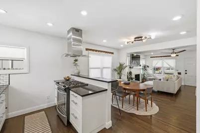 2100 36th Street, Sacramento, CA 95817 - Photo 11