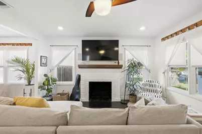 2100 36th Street, Sacramento, CA 95817 - Photo 5