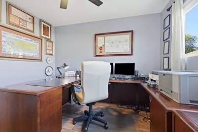 4623 Hazelwood Avenue, Sacramento, CA 95821 - Photo 23