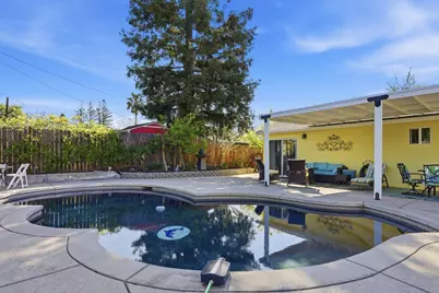 4623 Hazelwood Avenue, Sacramento, CA 95821 - Photo 45