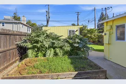 4623 Hazelwood Avenue, Sacramento, CA 95821 - Photo 45