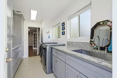 4623 Hazelwood Avenue, Sacramento, CA 95821 - Photo 35