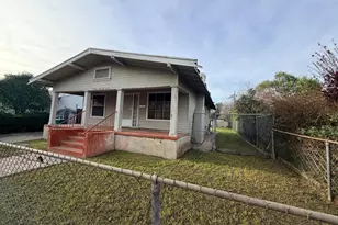 2111 E Hazelton Ave, Stockton, CA 95205 - Photo 3