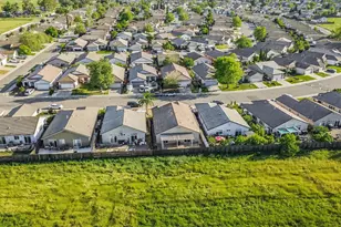 7766 Dersingham Dr, Sacramento, CA 95829 - Photo 9