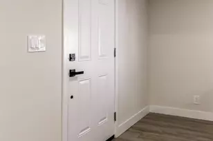 Elite Dr, Sacramento, CA 95823 - Photo 7