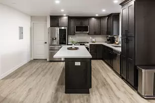 Elite Dr, Sacramento, CA 95823 - Photo 17