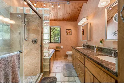 13709 Capitol Drive, Grass Valley, CA 95945 - Photo 25