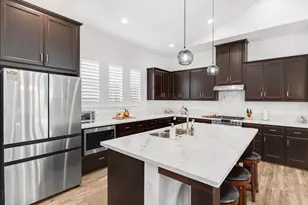 7595 Twin Bridges Ln, Citrus Heights, CA 95610 - Photo 5