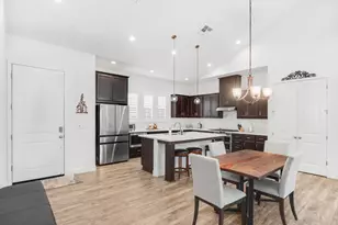 7595 Twin Bridges Ln, Citrus Heights, CA 95610 - Photo 5