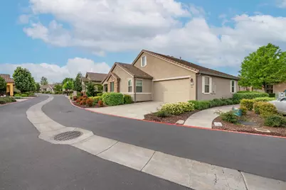 1376 Volonne Drive, Roseville, CA 95747 - Photo 41
