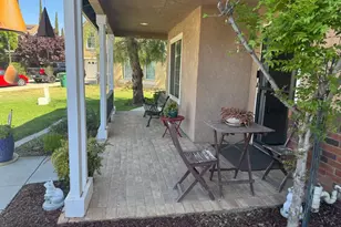 1880 Lane Ct, Los Banos, CA 93635 - Photo 3