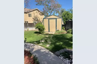 1880 Lane Court, Los Banos, CA 93635 - Photo 5