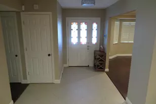 563 Rivergate Way, Sacramento, CA 95831 - Photo 15