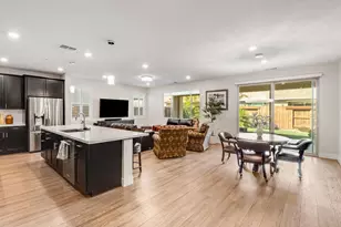 8817 Piano Cir, Elk Grove, CA 95757 - Photo 13