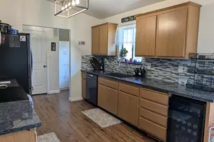 6949 Eric Ln, Wheatland, CA 95692 - Photo 9