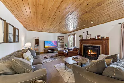 1447 Pebble Beach Drive, South Lake Tahoe, CA 96150 - Photo 3