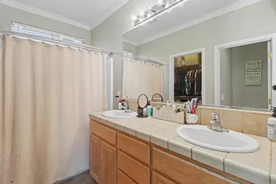5042 Jurgenson Way, Elk Grove, CA 95757 - Photo 19