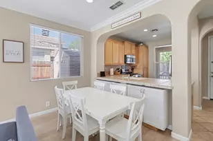 5042 Jurgenson Way, Elk Grove, CA 95757 - Photo 9