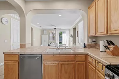 5042 Jurgenson Way, Elk Grove, CA 95757 - Photo 13