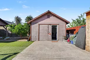 2360 Fir Ave, Merced, CA 95348 - Photo 43
