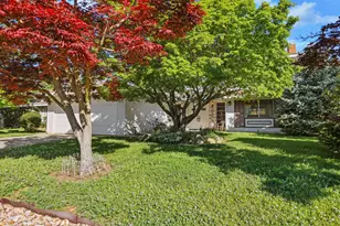 8961 La Riviera Dr, Sacramento, CA 95826 - Photo 29