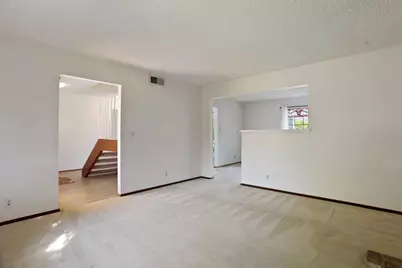 8961 La Riviera Drive, Sacramento, CA 95826 - Photo 7