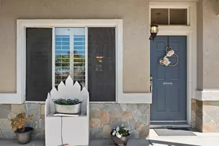 1827 Groveview Way, Tracy, CA 95376 - Photo 5