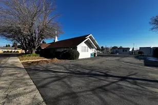 998 B St, Yuba City, CA 95991 - Photo 9