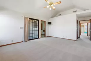 7351 Perera Cir, Sacramento, CA 95831 - Photo 33