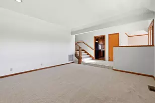 7351 Perera Cir, Sacramento, CA 95831 - Photo 7