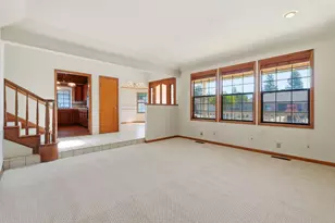 7351 Perera Cir, Sacramento, CA 95831 - Photo 5