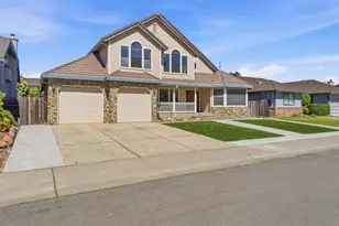 7351 Perera Cir, Sacramento, CA 95831 - Photo 3