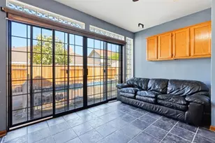 7351 Perera Cir, Sacramento, CA 95831 - Photo 17