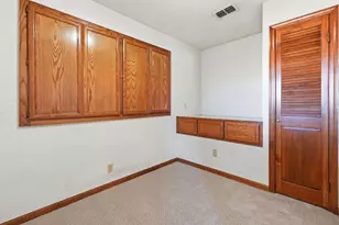 7351 Perera Cir, Sacramento, CA 95831 - Photo 39