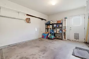 7351 Perera Cir, Sacramento, CA 95831 - Photo 53