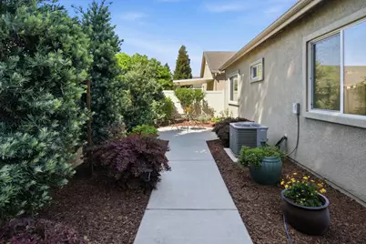 2661 Bird Rock Place, Turlock, CA 95380 - Photo 35