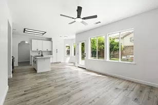 10738 Pleasant Valley Cir, Stockton, CA 95209 - Photo 17