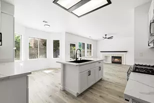 10738 Pleasant Valley Cir, Stockton, CA 95209 - Photo 11