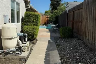 954 Avenida Real, Ceres, CA 95307 - Photo 27