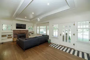 306 California Ave, Oakdale, CA 95361 - Photo 5