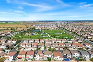 10325 Ensemble Wy, Elk Grove, CA 95757 - Photo 49