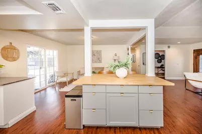 15 Rock Hill Court, Sacramento, CA 95833 - Photo 9